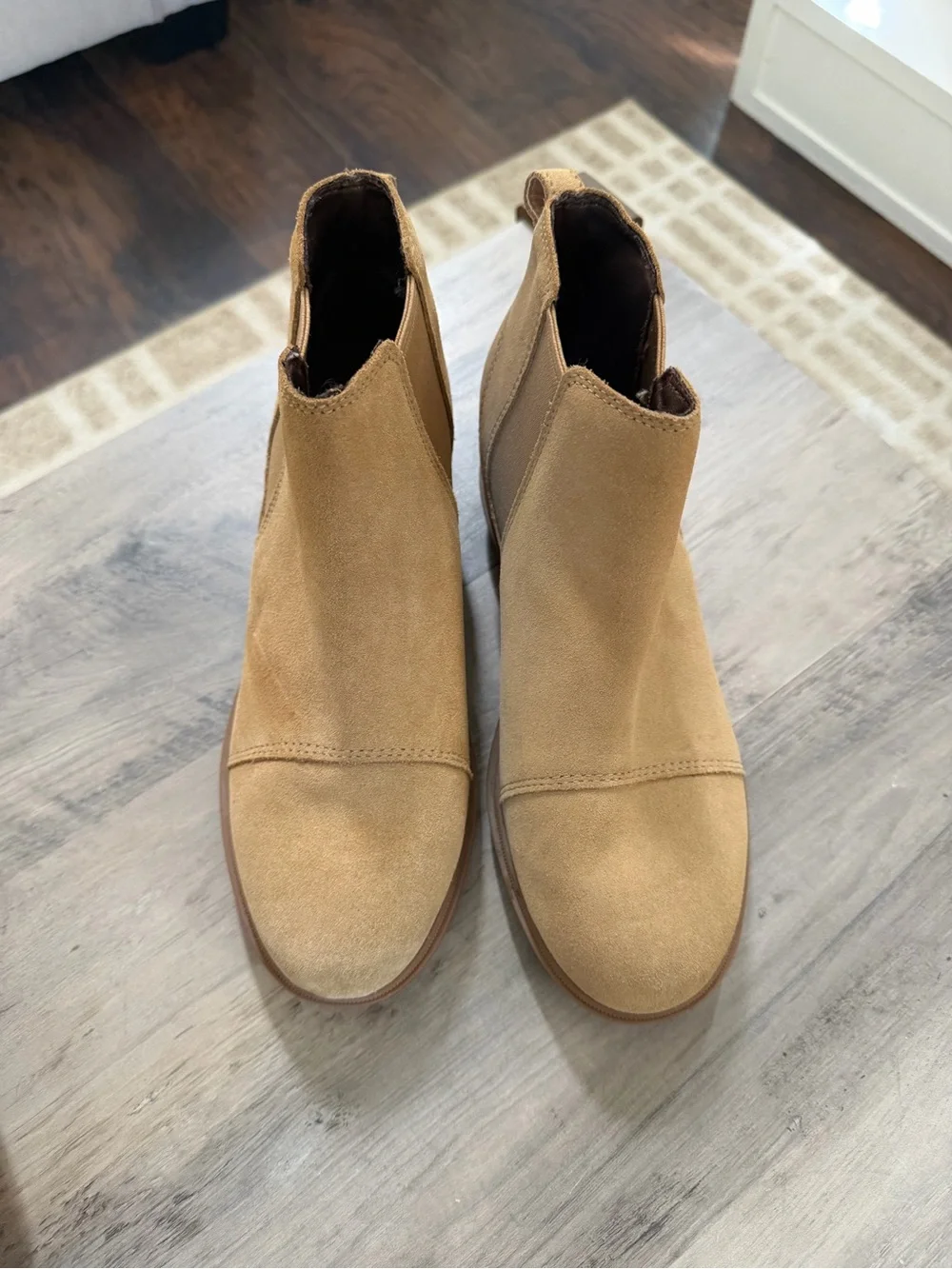 Sorel Camel Suede Chelsea Wedge Ankle Boots Size 7.5